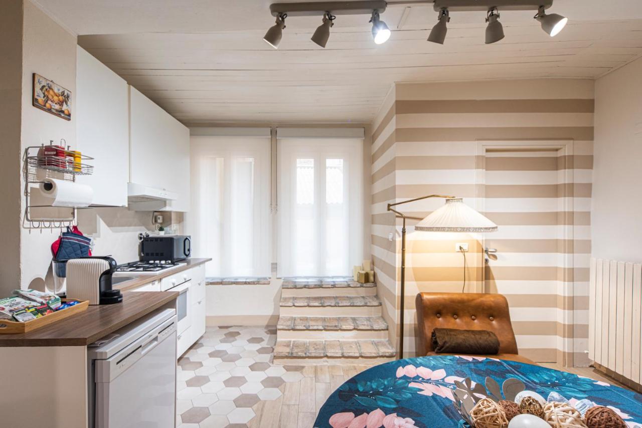 Reggio Center Lovely Apartments Ρέτζιο Εμίλια Εξωτερικό φωτογραφία