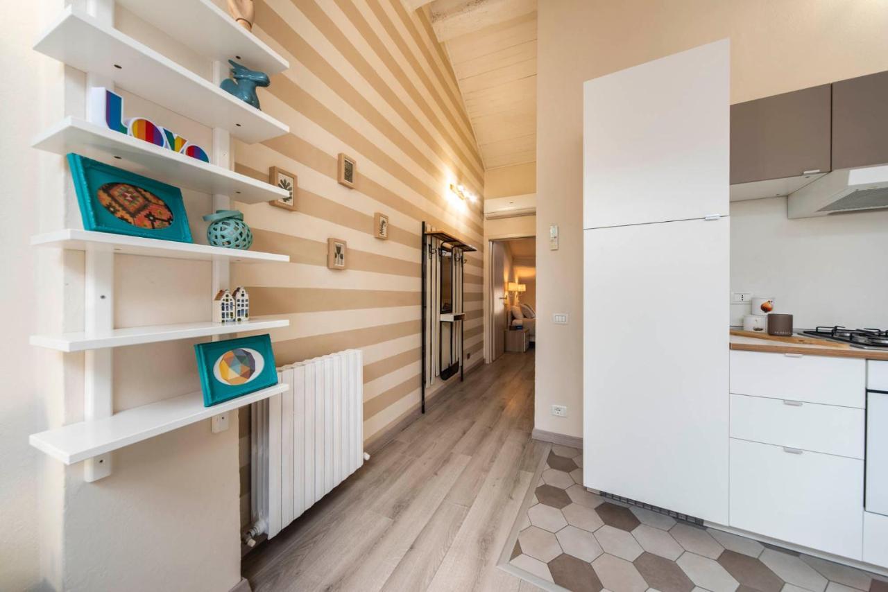 Reggio Center Lovely Apartments Ρέτζιο Εμίλια Εξωτερικό φωτογραφία