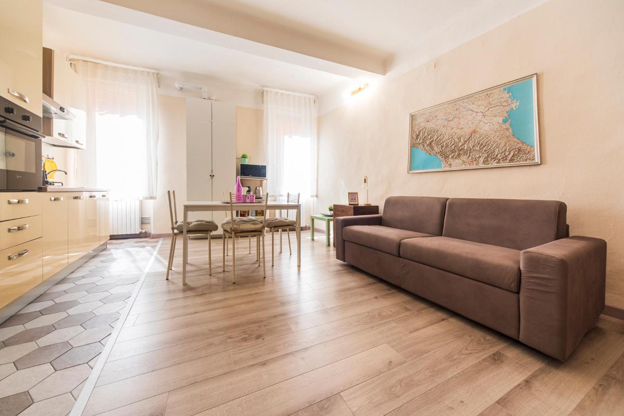Reggio Center Lovely Apartments Ρέτζιο Εμίλια Εξωτερικό φωτογραφία